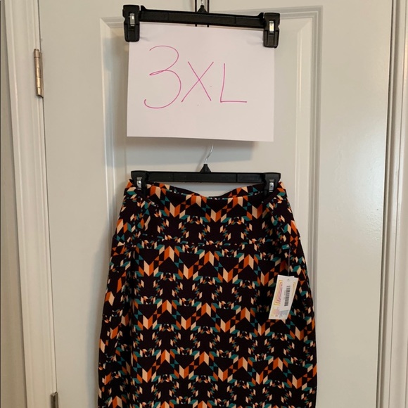 LuLaRoe Cassie Skirts - Picture 3 of 8
